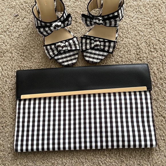 Black and white gingham clutch - Picture 3 of 4